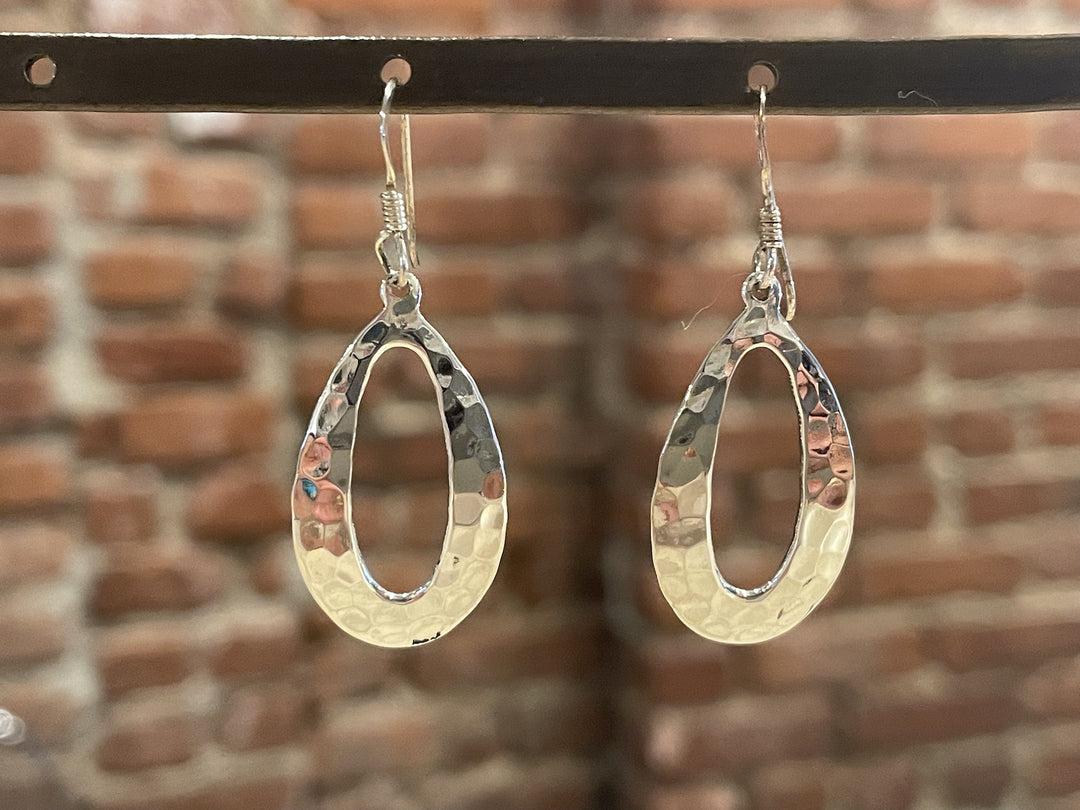 Hammered Oval Earrings Front