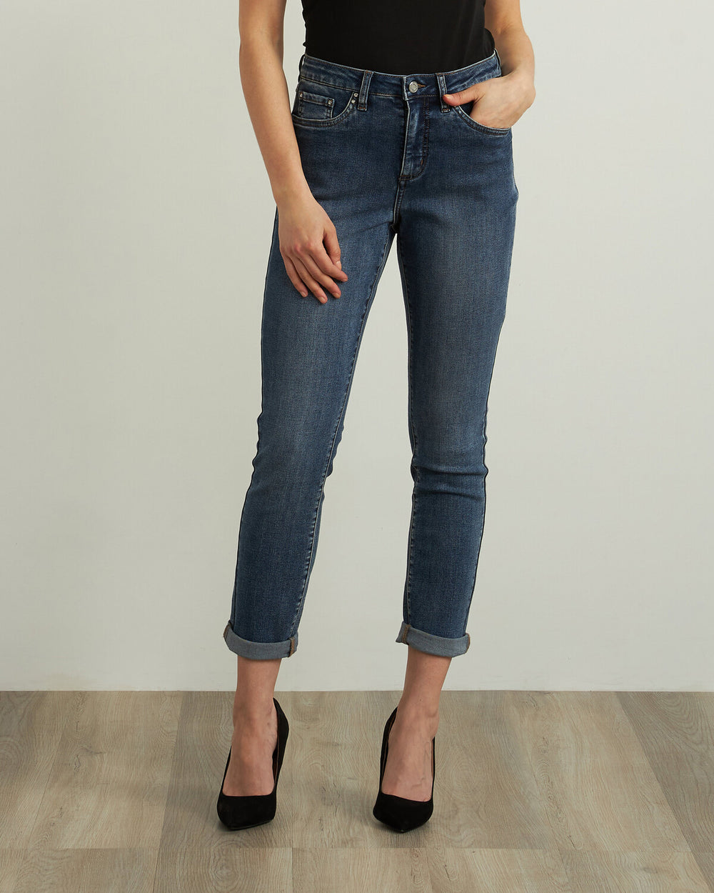 Medium Blue Straight Leg Jeans Style 213942 1